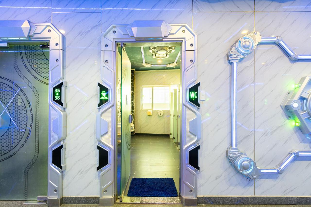 The Arrivals - Cozy Hotel - Pool & Skybar - Sgcenter Ho Şi Min Exterior foto